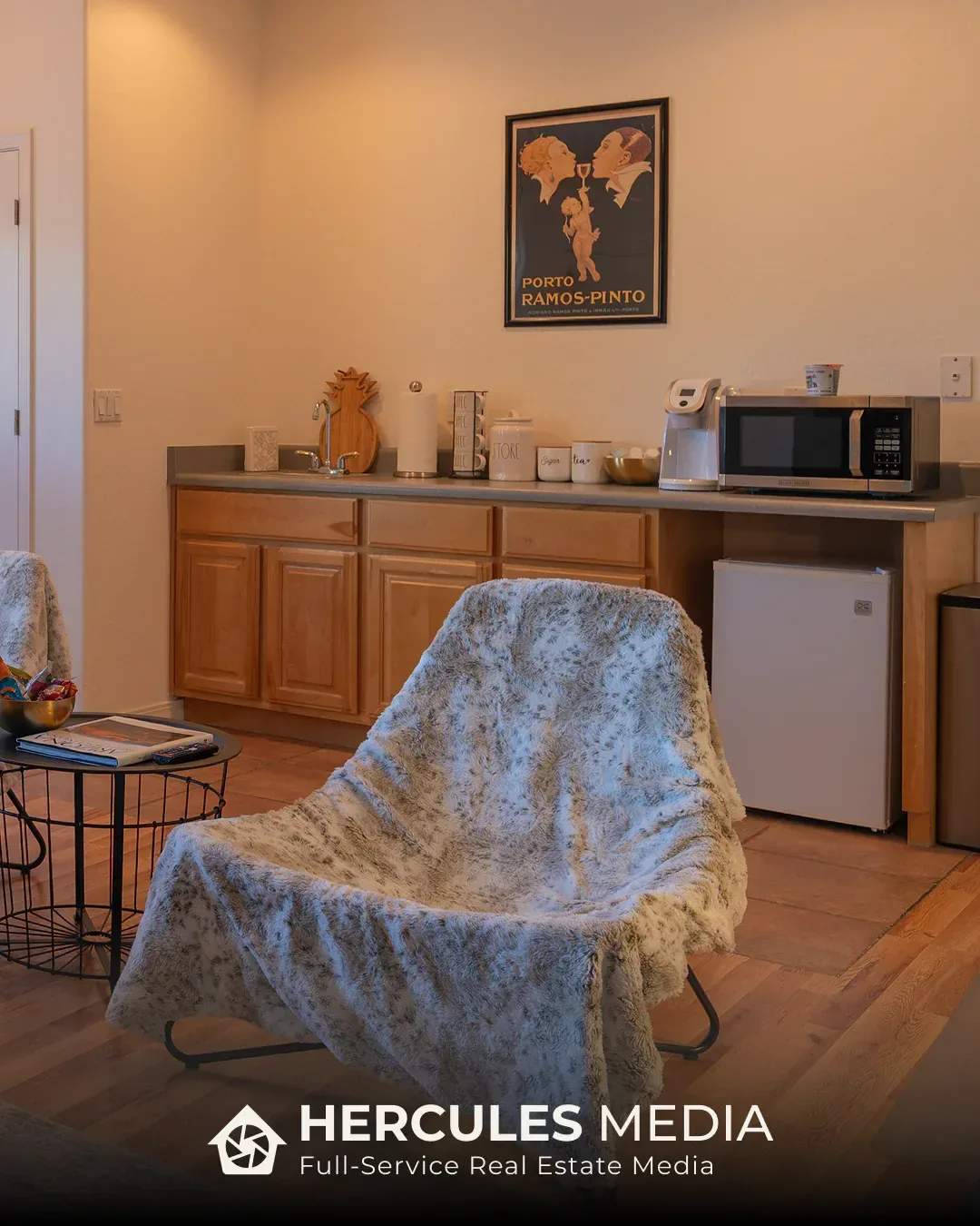 Residential — Kitchenette